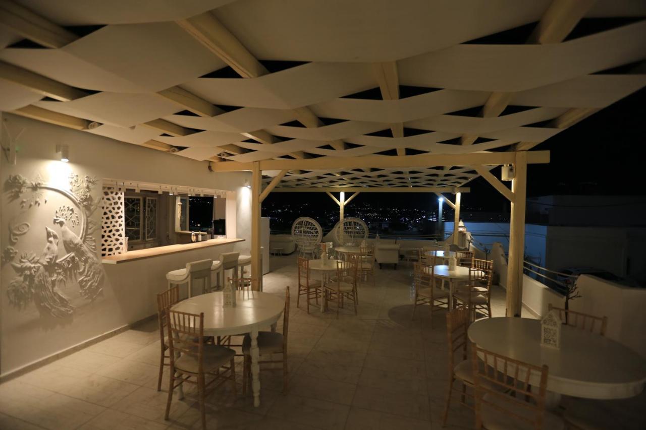 The White Suites Adamantas  Luaran gambar