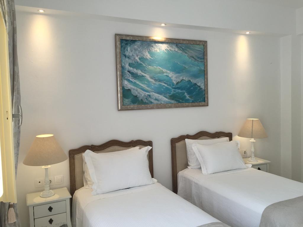 The White Suites Adamantas  Luaran gambar