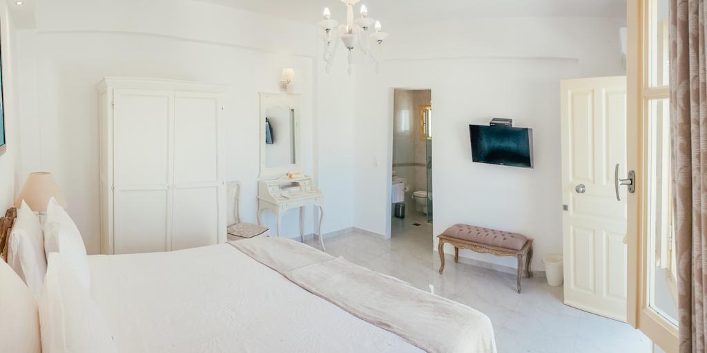 The White Suites Adamantas  Luaran gambar